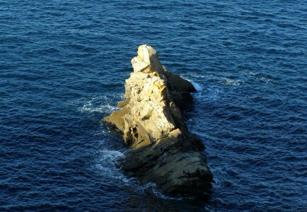 Vacations coast rocky coast