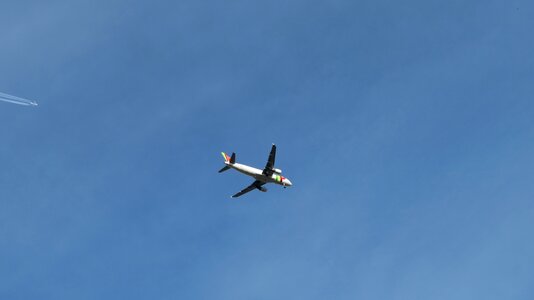 T airliner sky photo