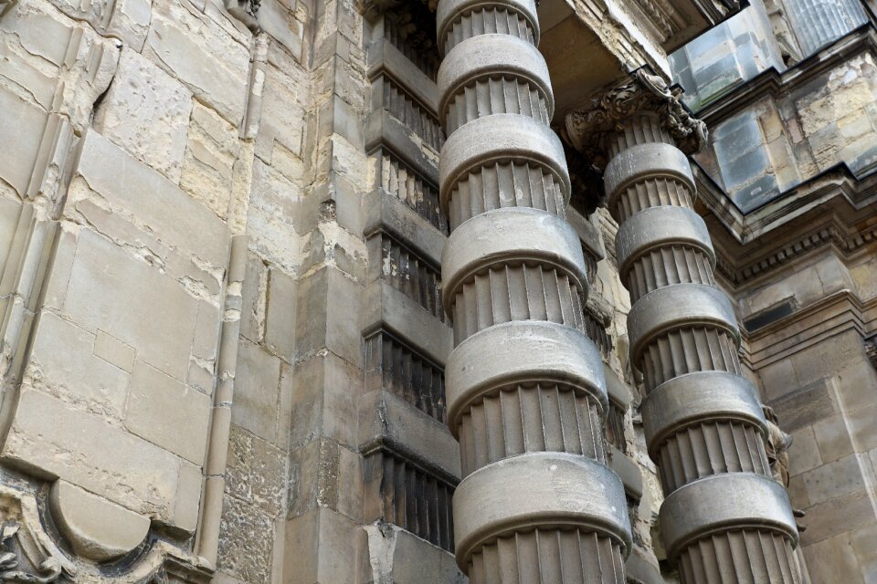 Le havre religion pillar