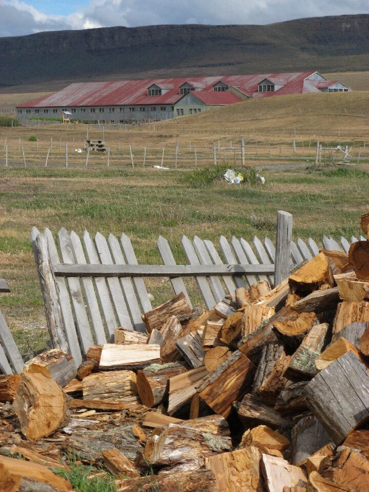 Log farm wooden