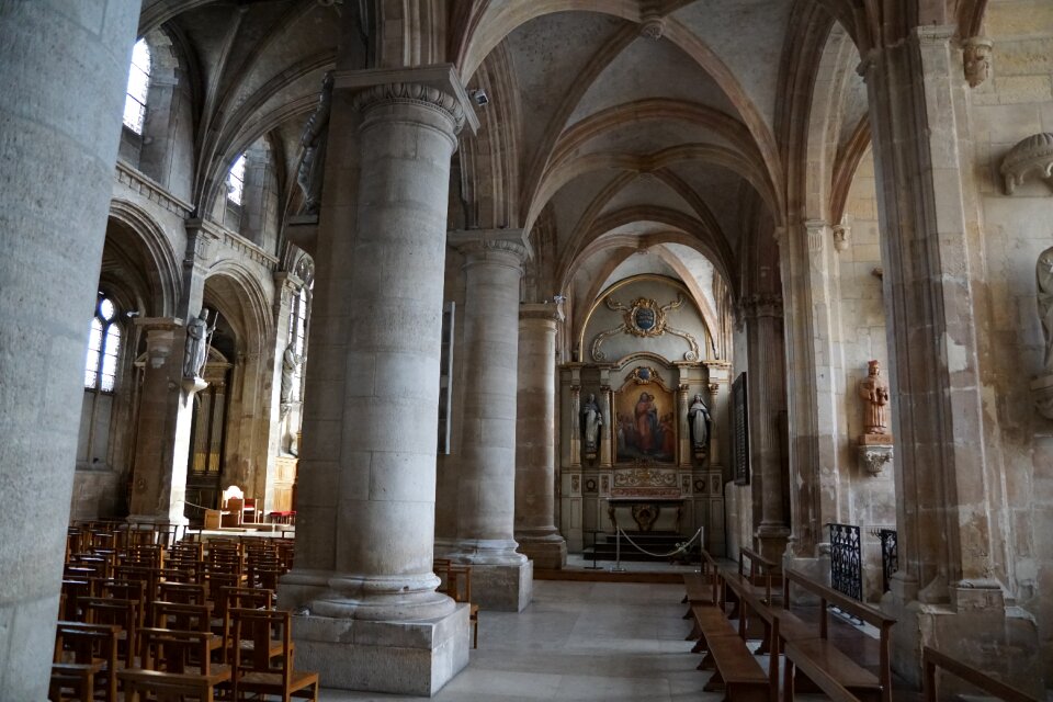 Le havre religion easter