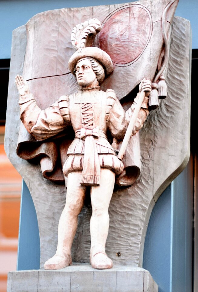 Wall figurine figure man