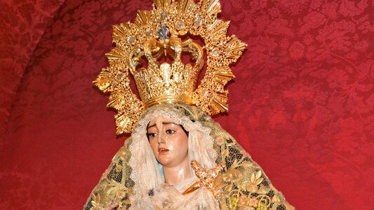 Statue church religion