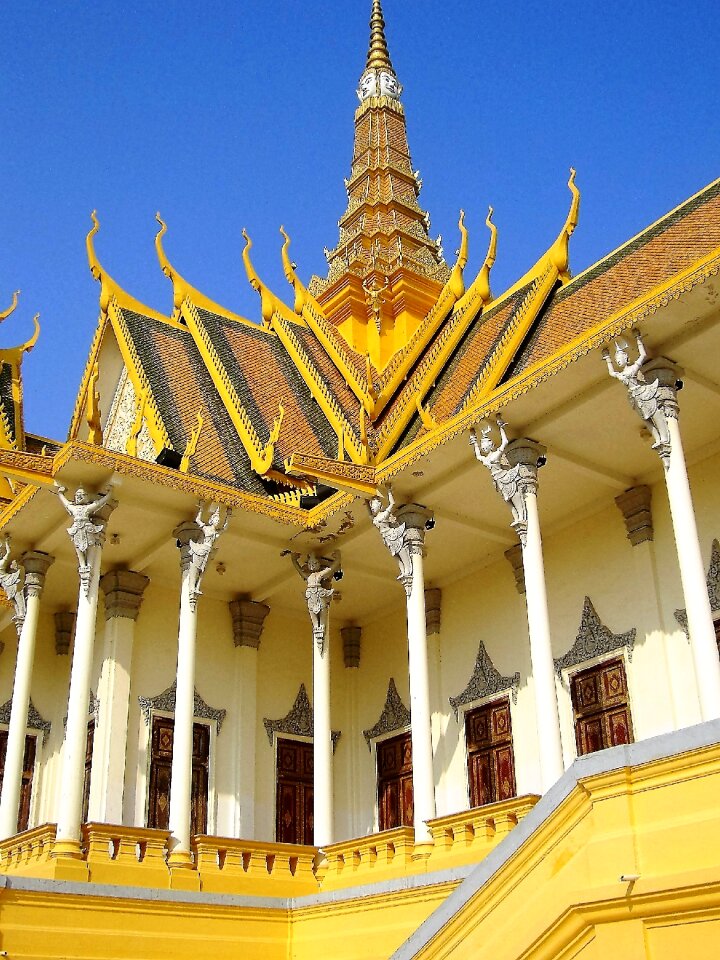 Palace cambodia royal