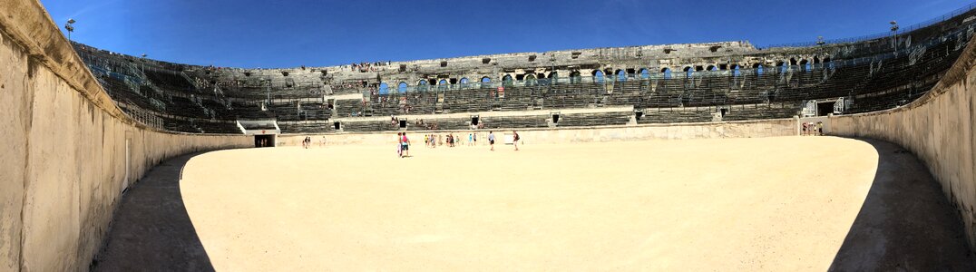Novel amphitheatre interior