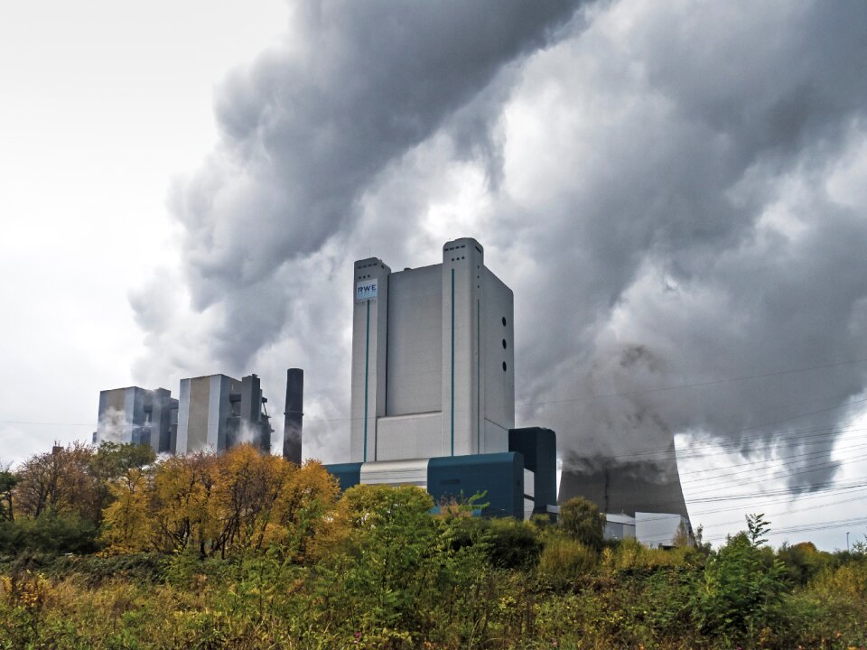 Water vapor cooling tower technology