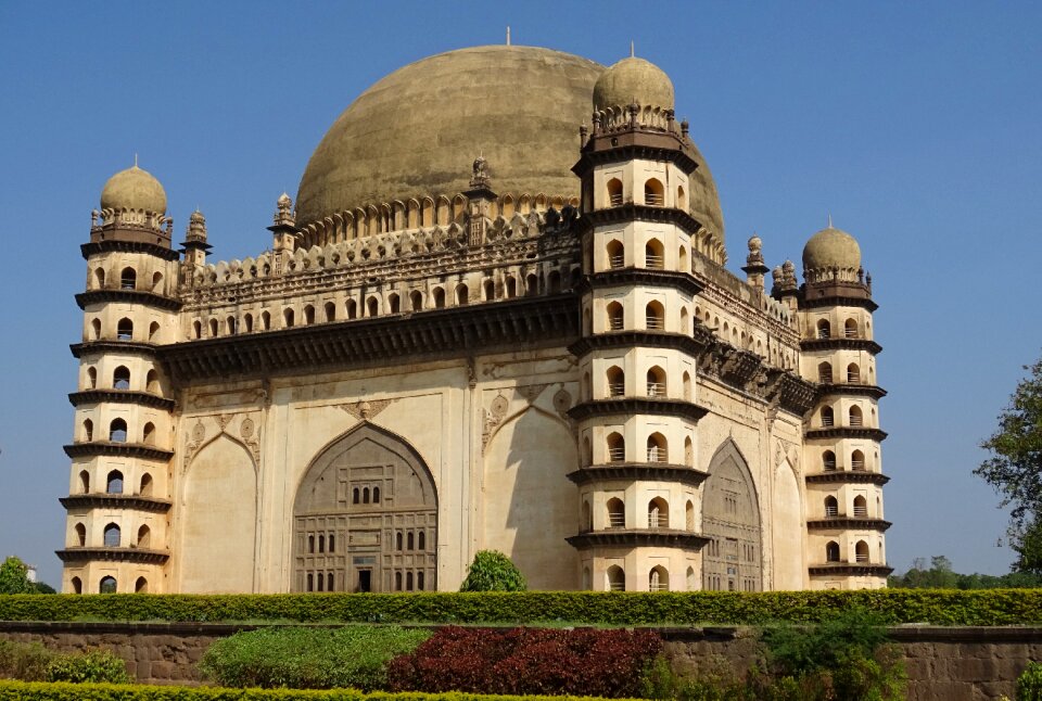 Mohammed adil shah bijapur tomb