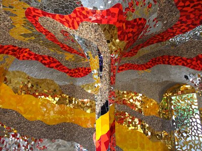 Grotto yellow gold
