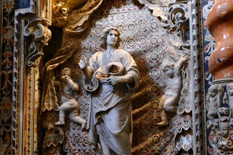 Holidays church dom