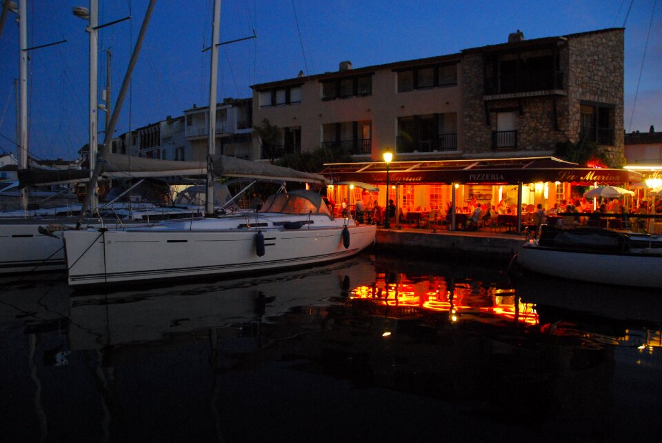 Reflection sunset boat photo