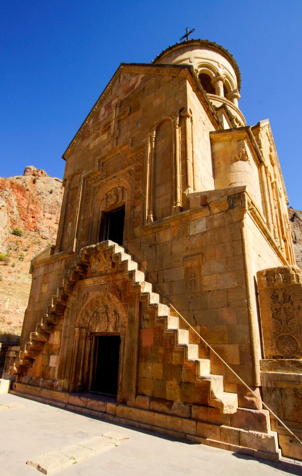 Surb astvatsatsin burtelashen armenia
