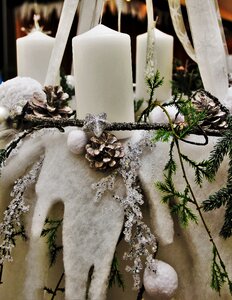 Schneedeko white christmas advent wreath photo