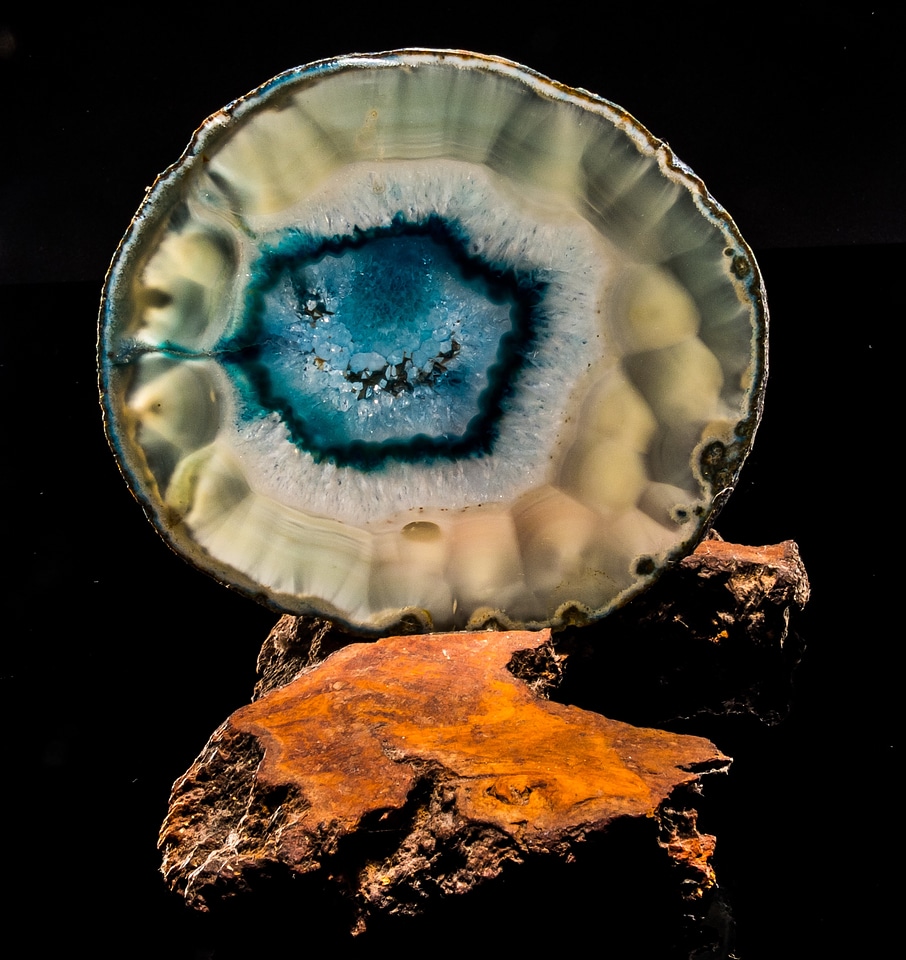 Agate slice blue close up