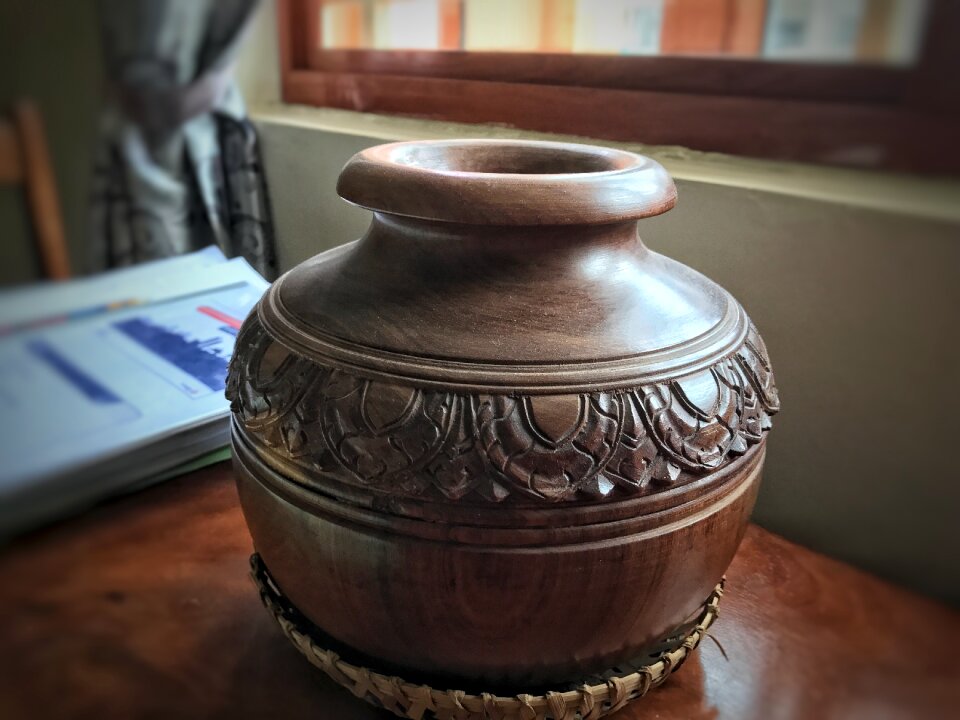 Wooden pot