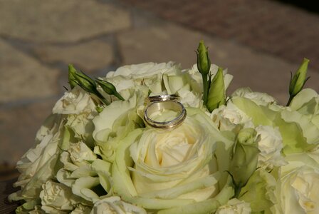 Roses white wedding bouquet
