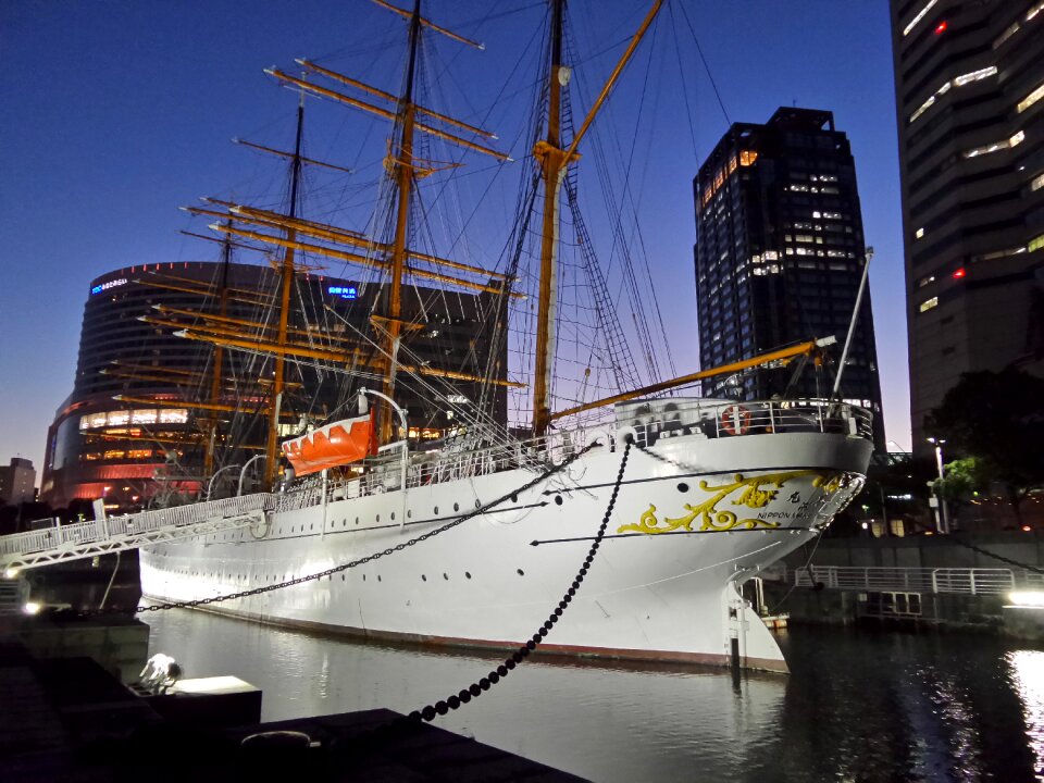 Nipponmaru sail mast