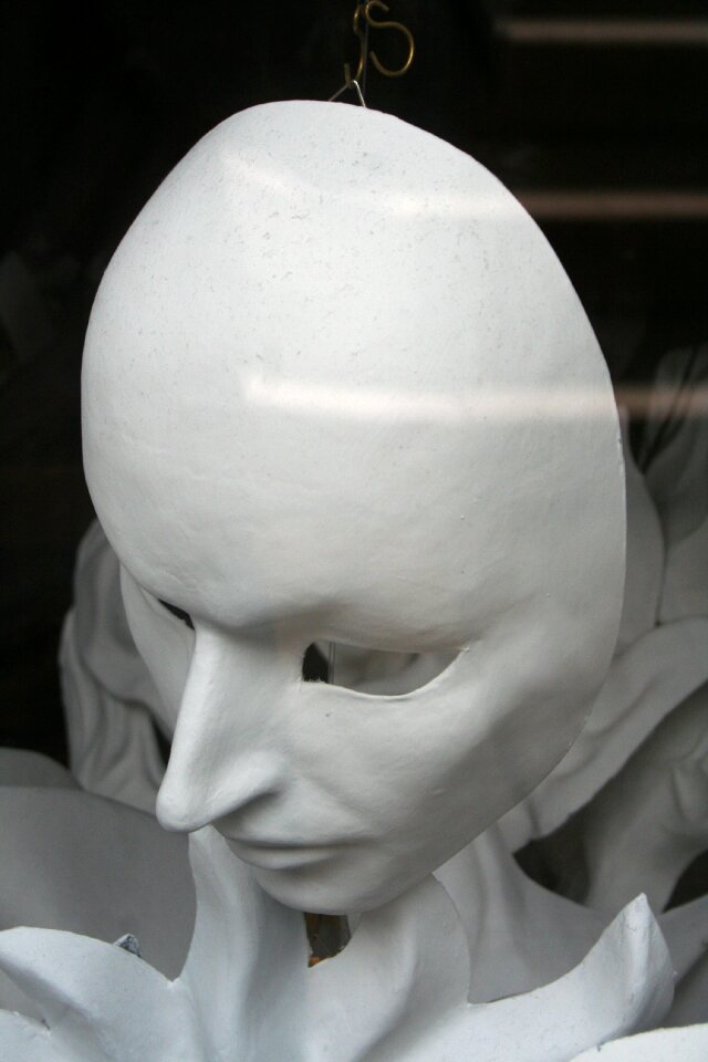 Mask carnival white