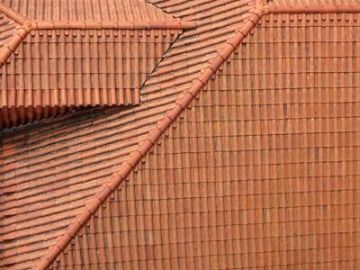 Superstructure roof tiles ridge photo