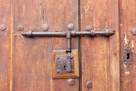 Old nail old door