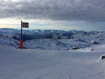 Vacations ski alpine photo
