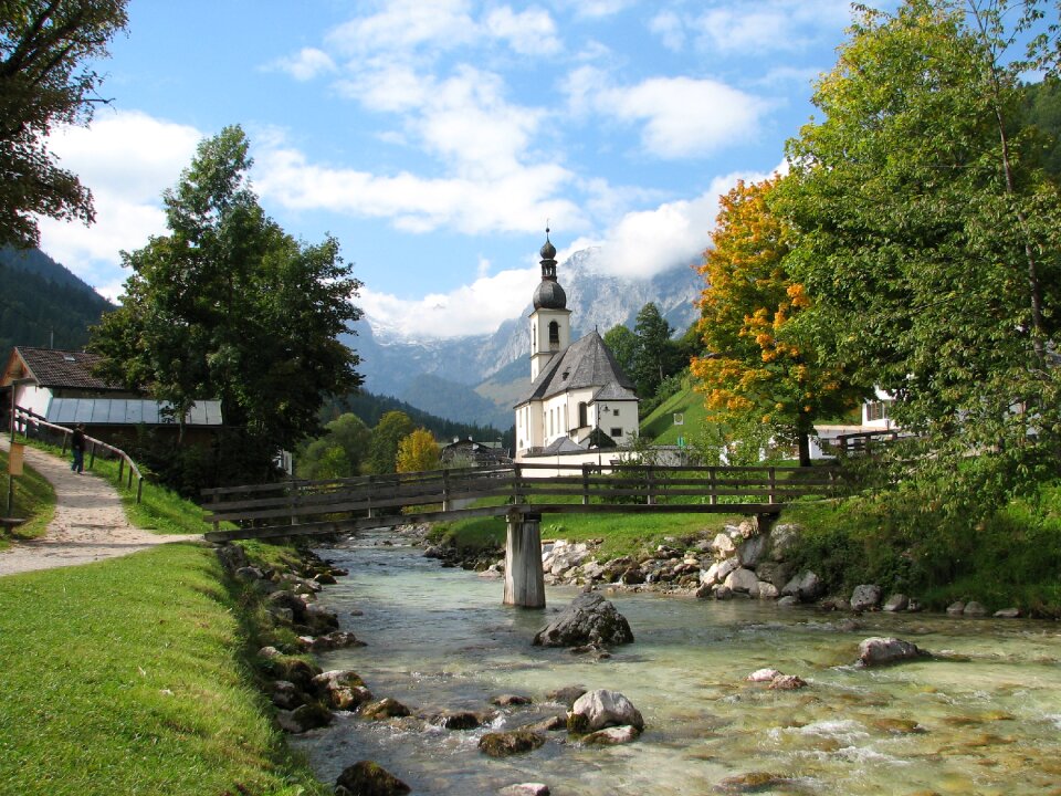 Mountains water bridge
