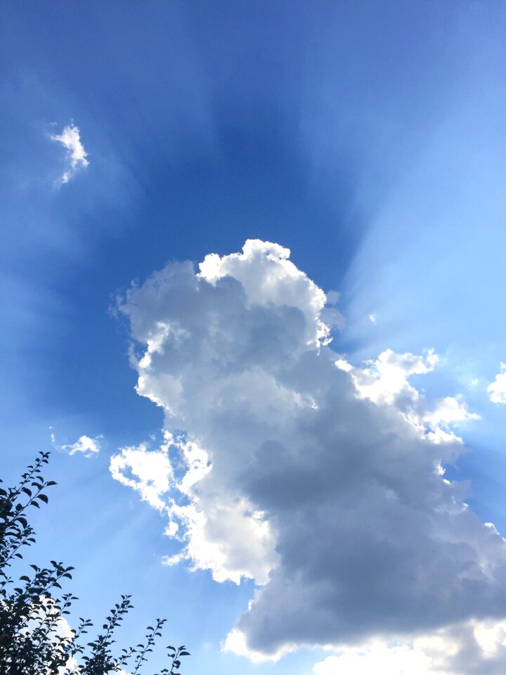 Clouds sunbeam blue