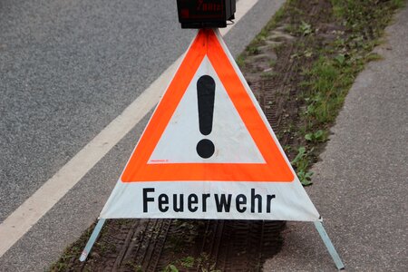 Road warning colours