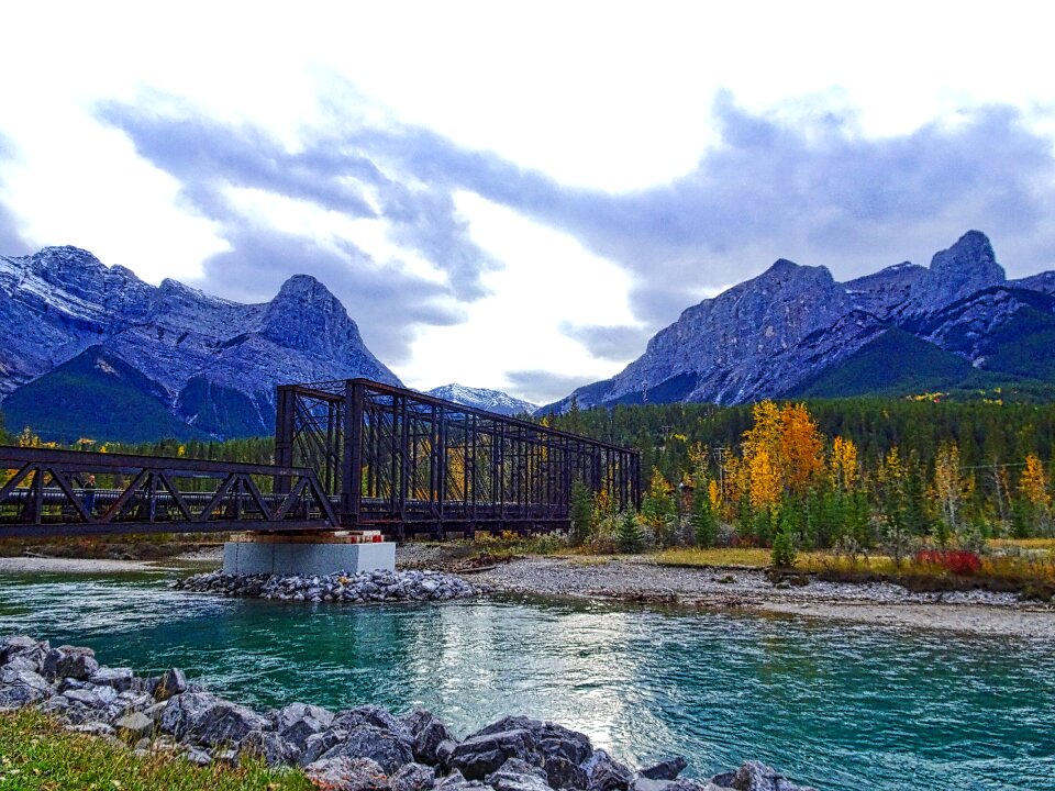 River biking rockies