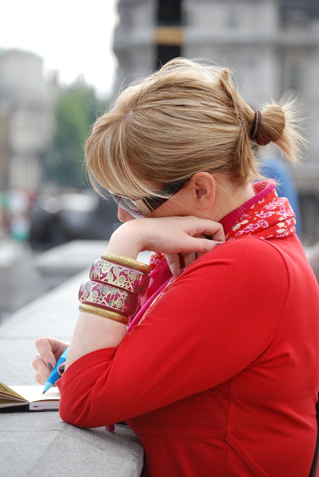 Diary artist sketching