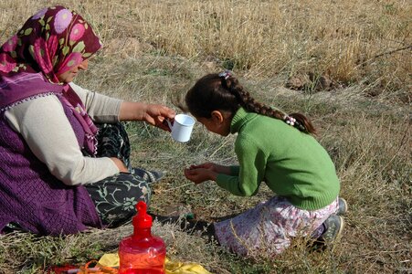 Outdoor countryside washing jands