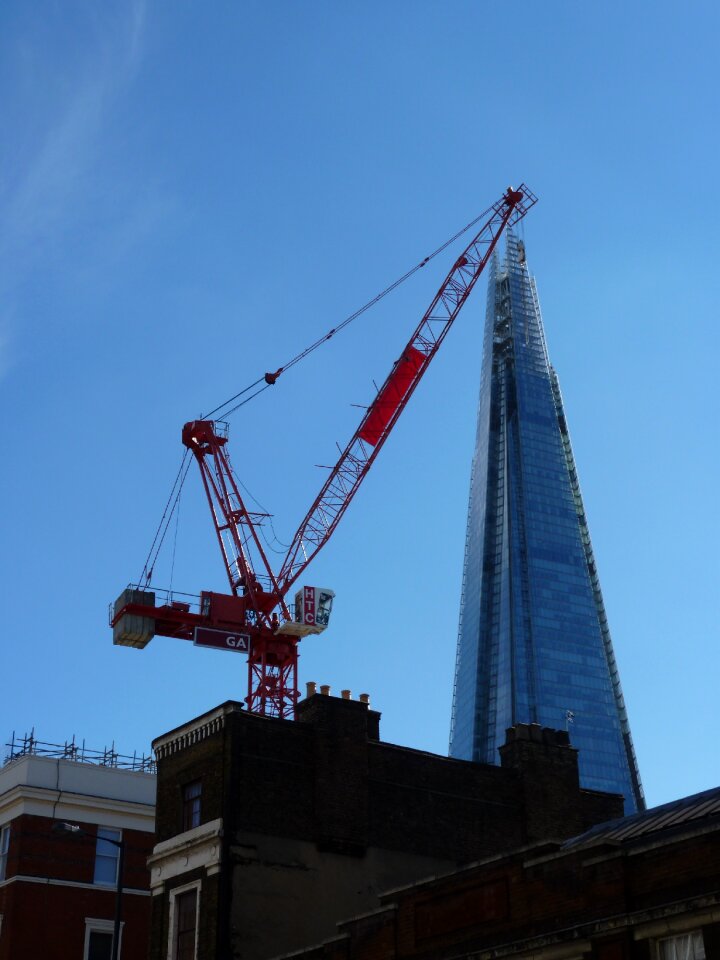 Building crane united kingdom