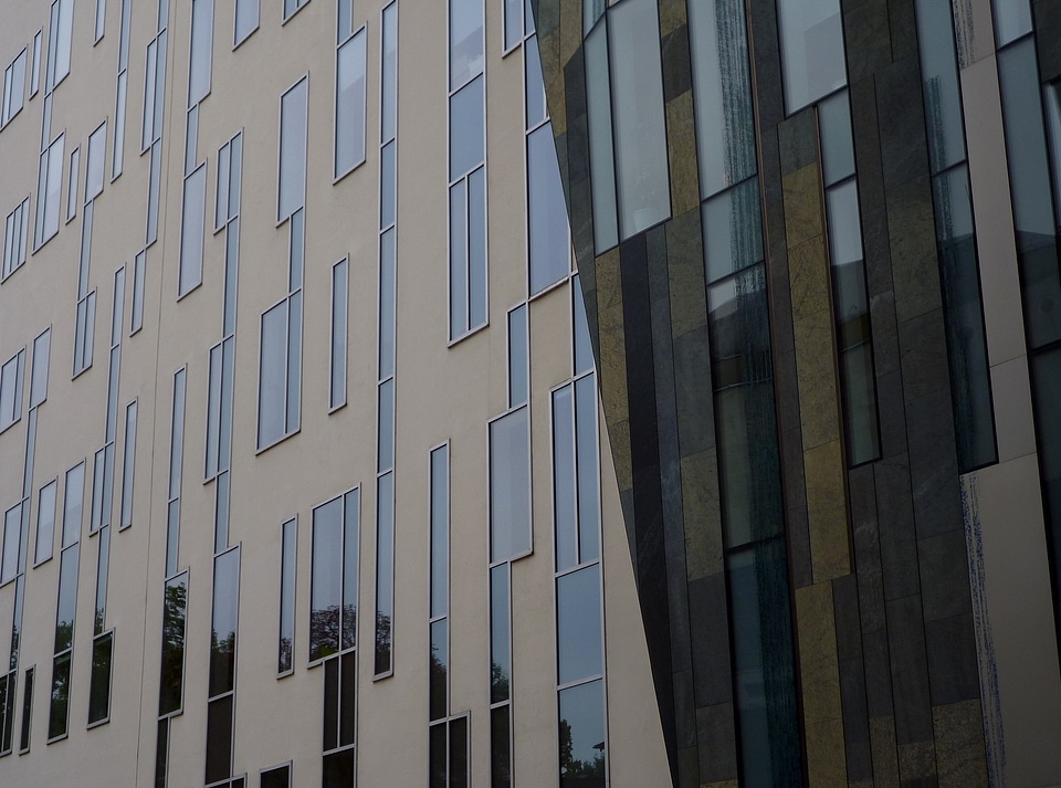 Facade building reflection photo