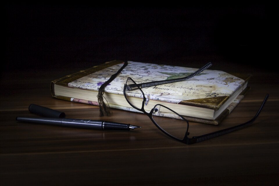 Light painting style