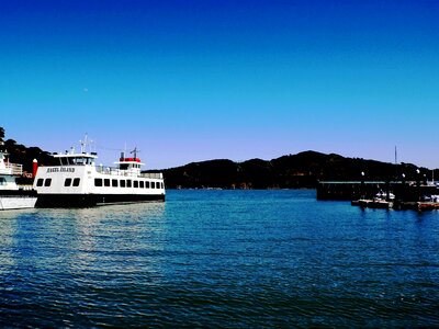 Sea travel ship photo