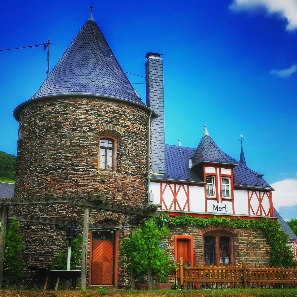 Truss house architecture