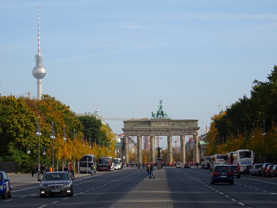 Brandenburg gate berlin autumn