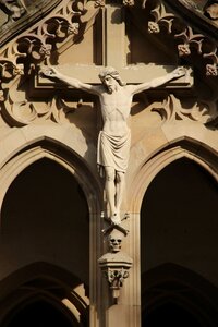 Architecture crucifix building