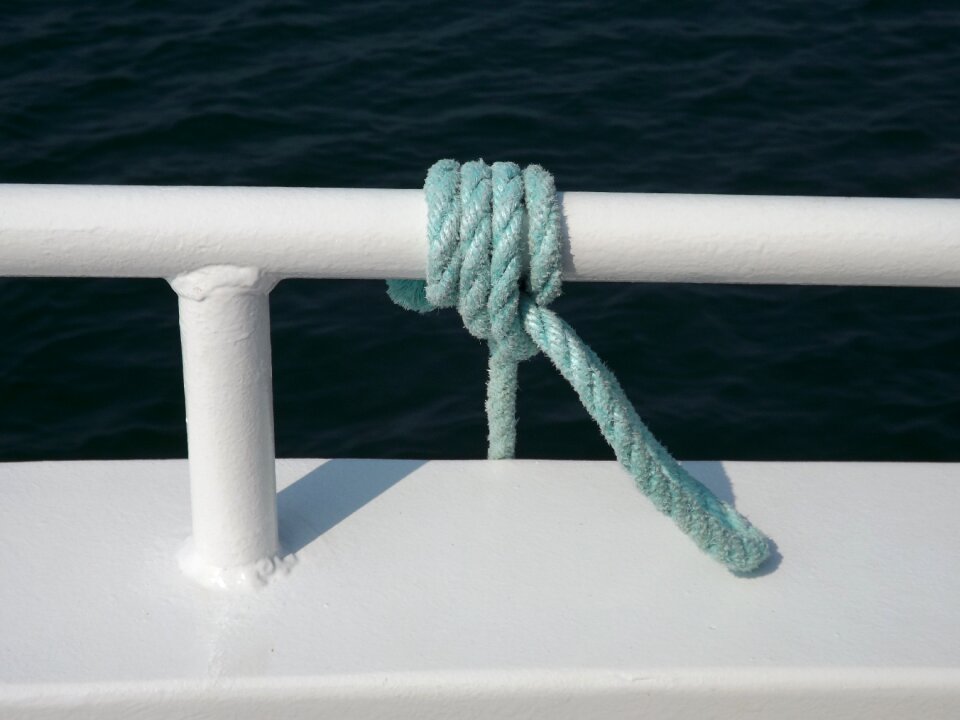 Ropes stowage sea
