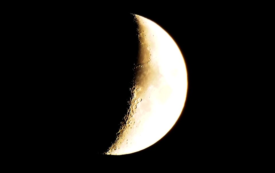 Binoculars sky crater