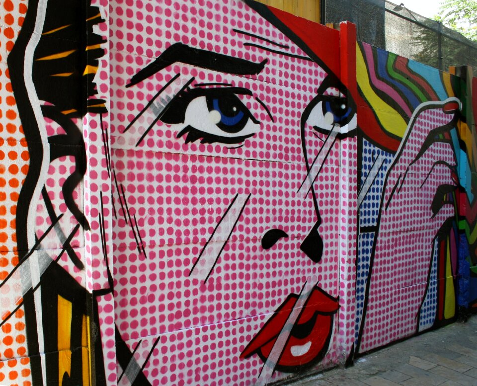 Pin up painting wall