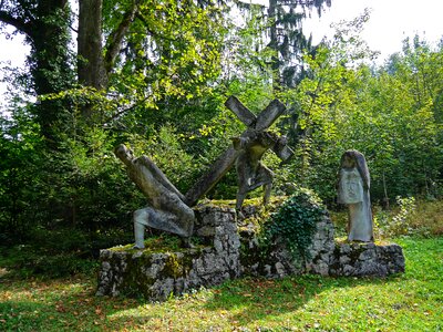 Füssen way of the cross stone figures
