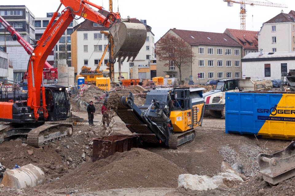 Preparation crane construction site
