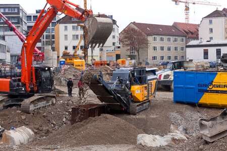 Preparation crane construction site