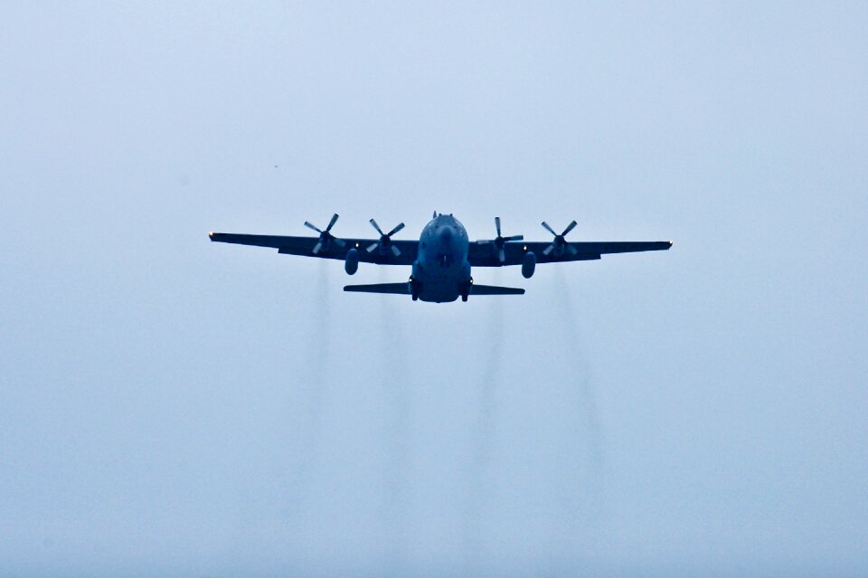 Pane navy military airplane