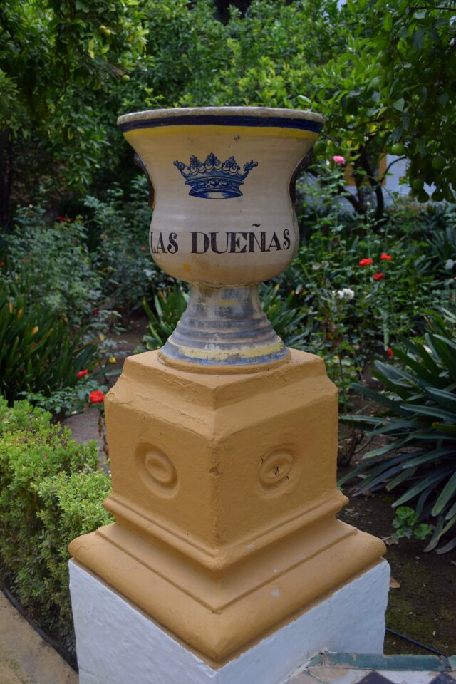 Ceramic garden palace