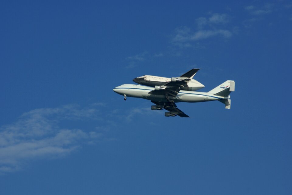 Rocket space shuttle discovery