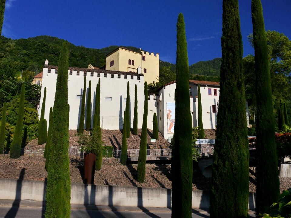 Meran italy botanical garden