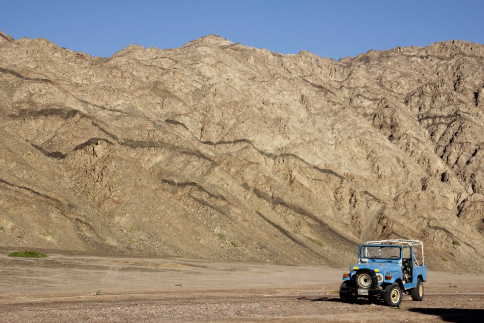 Auto landcruiser all wheel drive