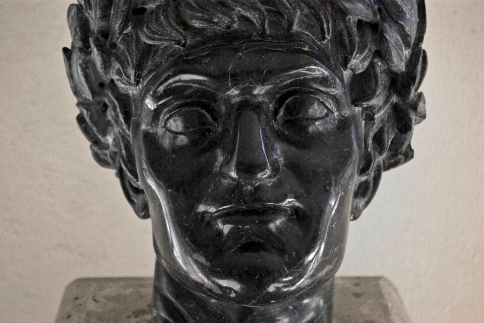 Statue museum villa melzi