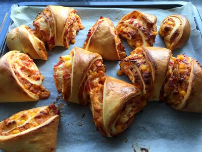 Cheese leavened dough pasta